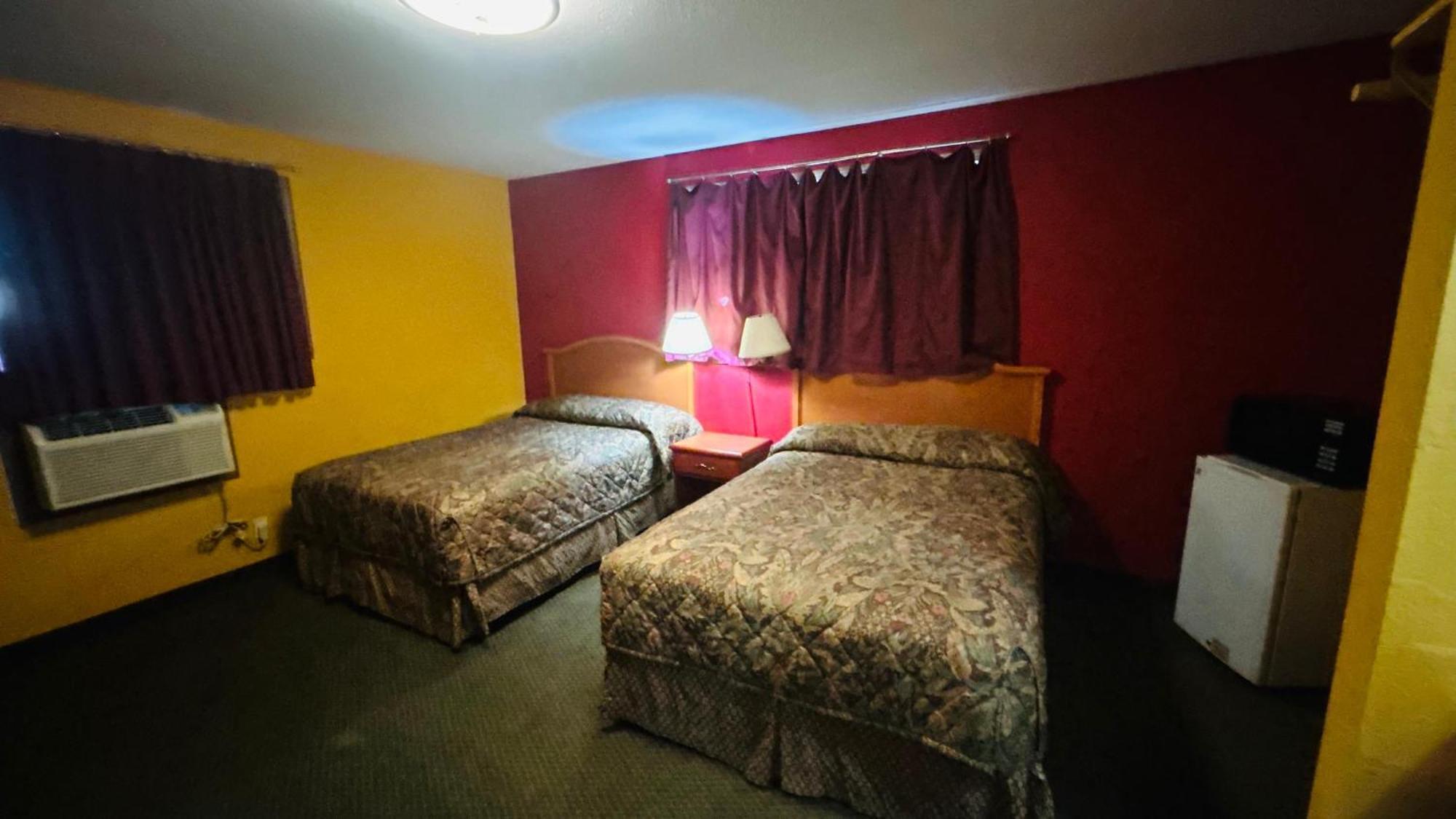 Relax Inn By Oyo Sulphur Hwy 90 Екстер'єр фото